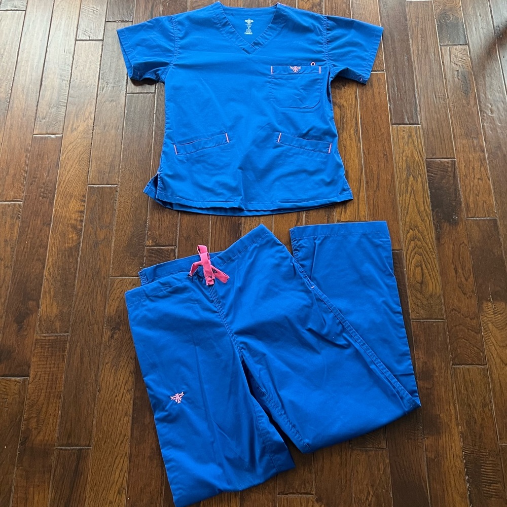 Scrub Set - Med Couture
